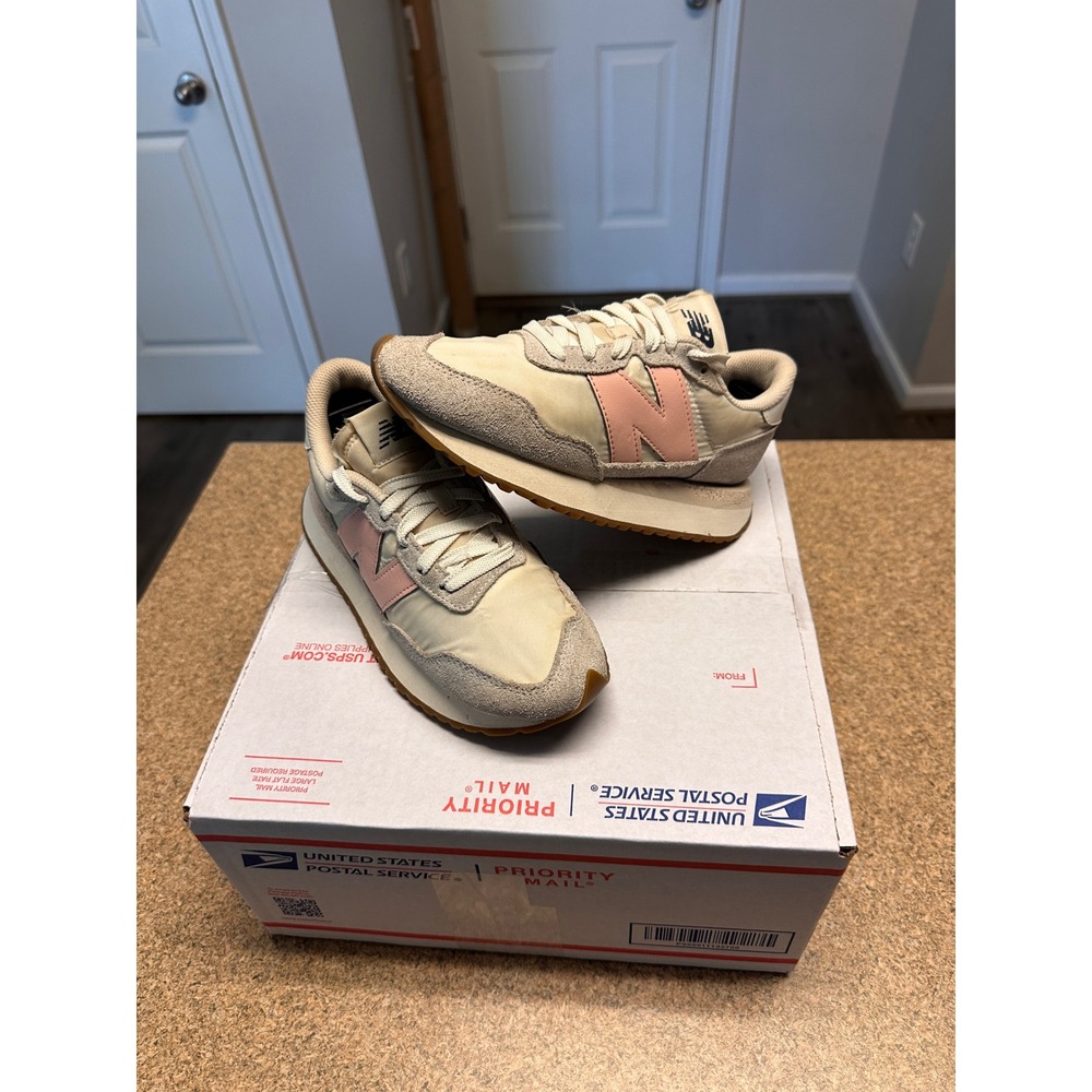 New Balance 237 Womens Shoes 7 B Sea Salt Pink Suede Sneakers WS237GA